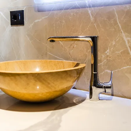 Hill Side By Ps Apartment