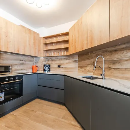 Hill Side Suite By Premium Selection *