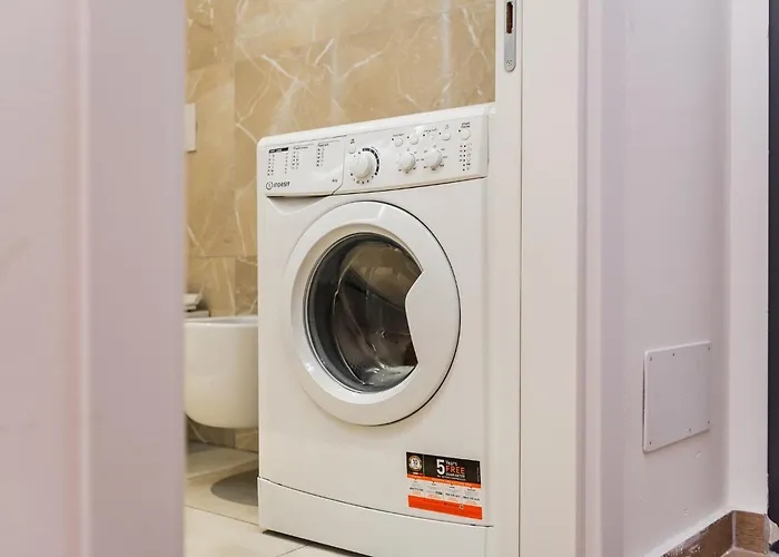 Hill Side By Ps * Durrës