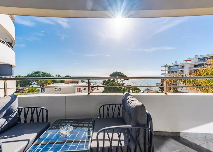 Hill Side By Ps Appartement *