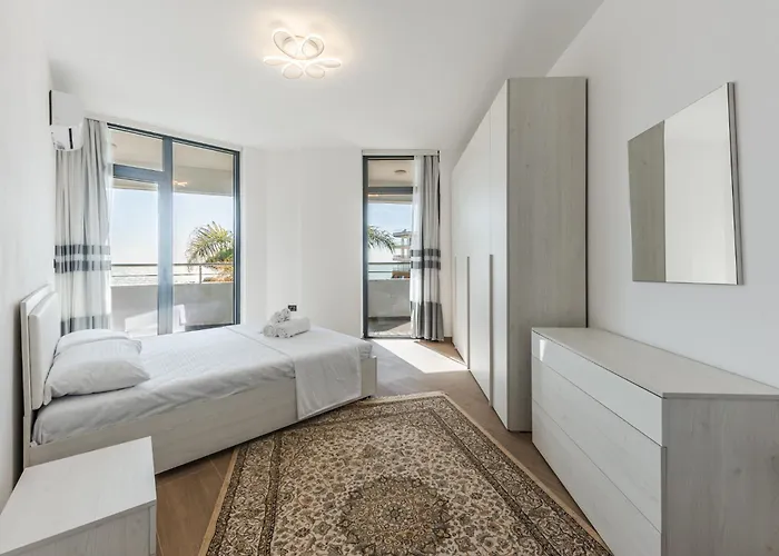 Appartement Hill Side By Ps *